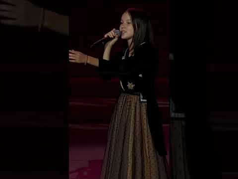 DANELIYA - Je Veux (ZAZ) Performance en direct; Moscou, Septembre 2019