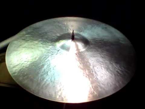 22 Kontroversial Ride, 2196g - Handcrafted cymbals by Craig Lauritsen.MOV