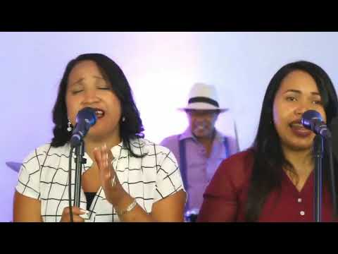 Antsa an'i Kristy - Medley Animation