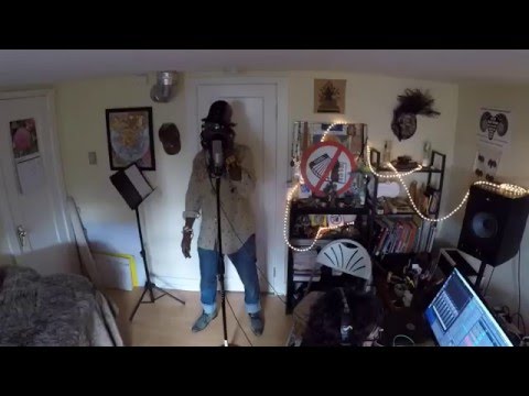 Sunru laying vocals down in noaccordion's home studio