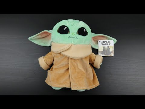 Mattel Disney Madalorian Baby Yoda talismanas, 25 cm video