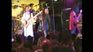 Junoon-Saeein Live [HQ]