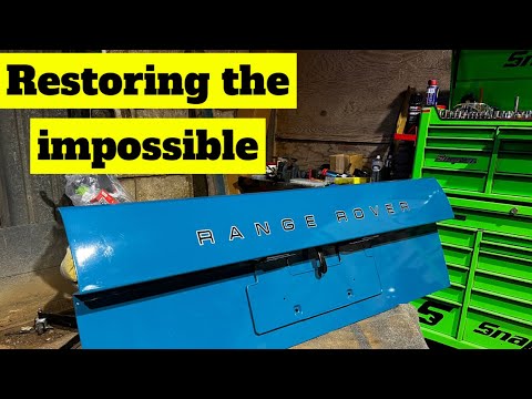 Restoring a classic Range Rover tailgate - full Timelapse  restoration