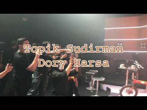 Topik Sudirman, Hasoe Angel, Dory Harsa joget bareng