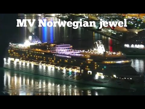 Thumbnail for cruise ship MV Norwegian jewel arriving to Miami