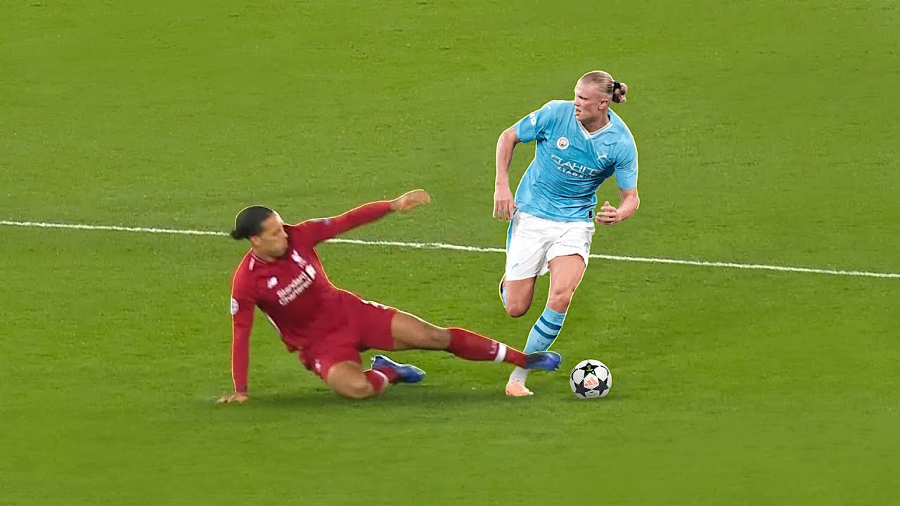 Was prime Van Dijk the perfect defender?