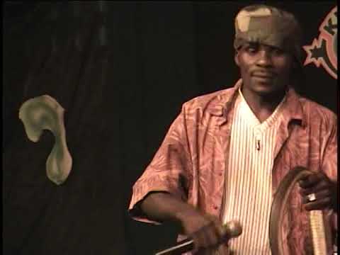 UZINDUZI WA ALBUM YA KALAPINA "KUFA AU KUPONA" 25/9/2005 DIAMOND JUBILEE PART 1