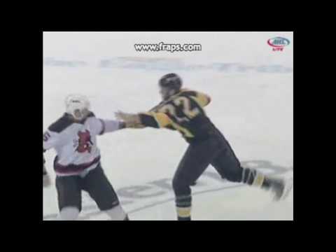 Craig Weller vs Rob Davison