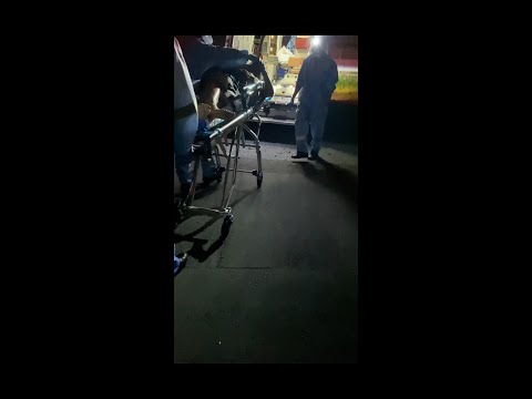 スプレーガンで溶融金属を実験するユーチューバー