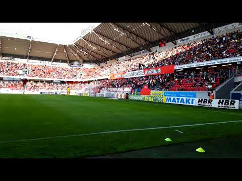 Kalmar FF fans på Guldfågeln Arena mot Djurgaardens IF 22. juli 2019