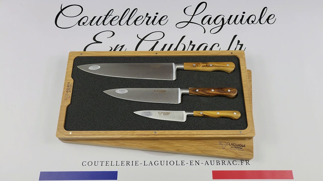 3 couteaux de cuisine Laguiole en Aubrac manches en Pistachier