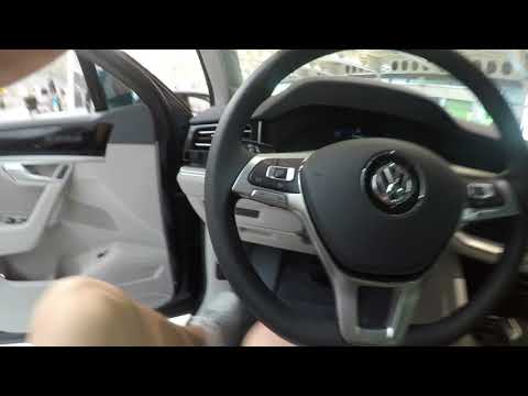 Volkswagen Touareg 2018 - NEW White interior Review