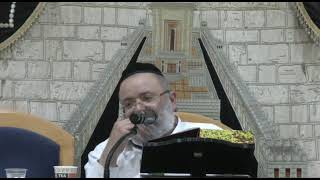 הרב ליאור כחלון,דיני פסח,ב (הרב ליאור כחלון) - התמונה מוצגת ישירות מתוך אתר האינטרנט יוטיוב. זכויות היוצרים בתמונה שייכות ליוצרה. קישור קרדיט למקור התוכן נמצא בתוך דף הסרטון