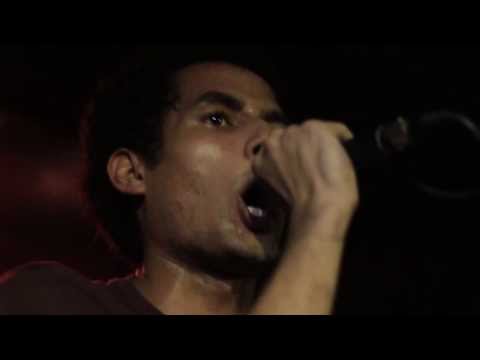 Sociedade da Rima - Freestyle do Campeão - Vinição part. Vinicin - 08/08/13