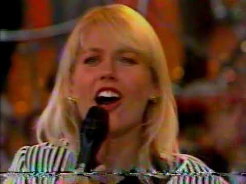 Xuxa canta XUXA HITS