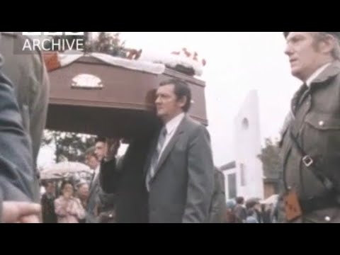 Funeral of UDA leader William "Bucky" McCullough, shot by the INLA. Monday, 19 October 1981