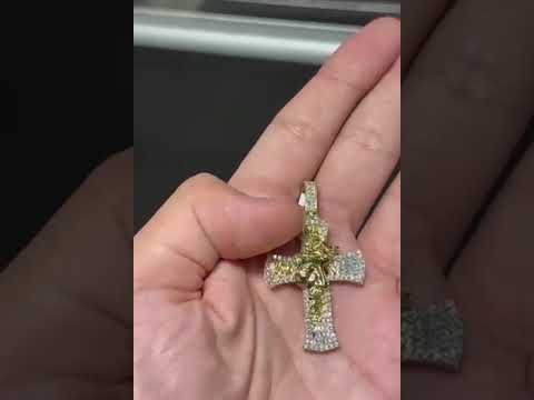 Product video thumbnail