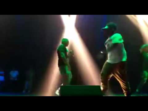 Cuban Link and Chris Rivers perform Toe to Toe