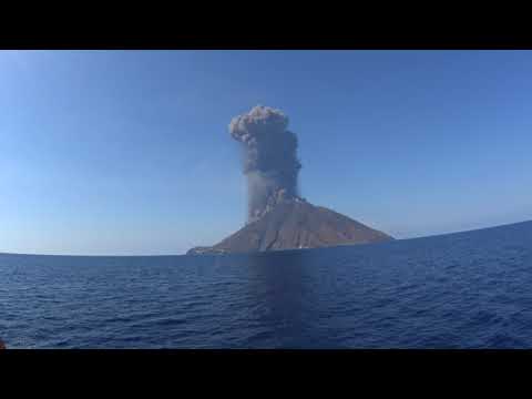 Stromboli eruption the first moment 03.07.2019r.