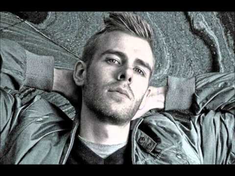 Lars Vaular ft.sondre Lerche - Øynene lukket