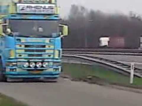Rhenus Scania 4 V8 full throttle!