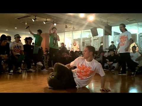 Lisky/|||||vs Yosh/Tachyn @ Saikyou Tag Qualifier 2011