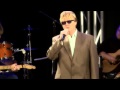 DANNY JONES / THEME SONG RUN - YouTube