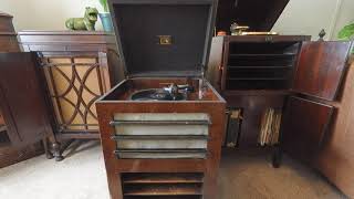 Thanks - Bing Crosby - HMV 152 Lowboy Gramophone - Columbia 78rpm
