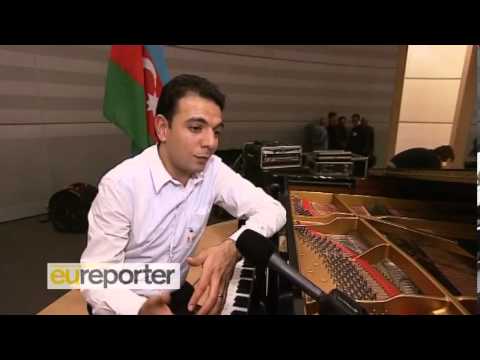 Emil Afrasiyab Plays Jazz