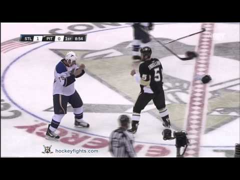 Ryan Reaves vs Deryk Engelland Nov 23, 2011