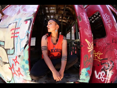 DANIA NEKO  - UN DÍA A LA VEZ