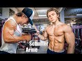 Wettkampf Bodybuilding mit 17! Schulter/Arme trainieren mit Manuel Haas