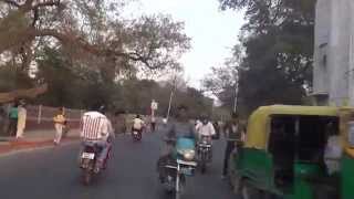 preview picture of video 'An Awesome Rickshaw Ride Through Agra.'