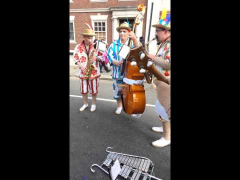 During string band jamming out