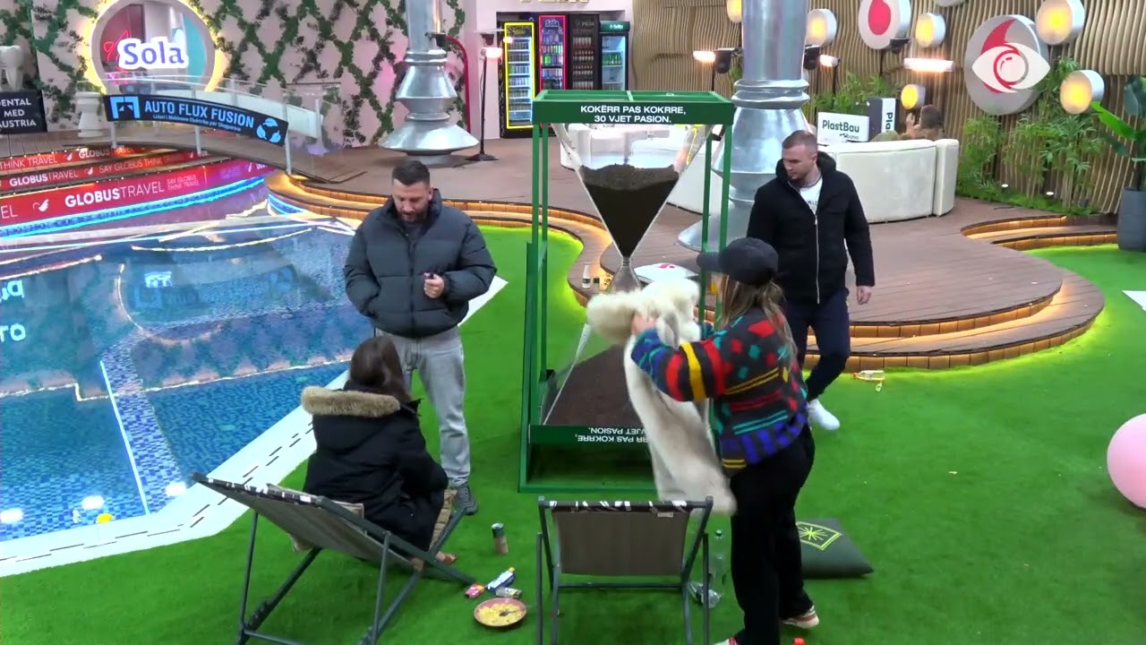 Bie gongu/ Gerta dhe Shkëlzeni vijojnë sfidën e ‘Lori Caffe’