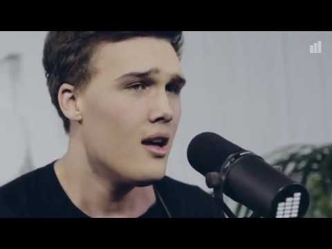 Efraim Leo - Riptide (Live @ East FM)