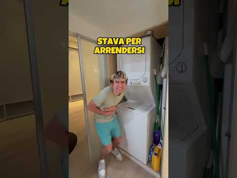 WHAT DOES ANTO DO WHEN THE BATHROOM IS OCCUPIED? 😱🚫🚽 *epic ending* #shorts