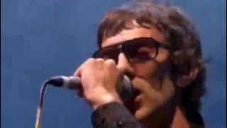 The Verve - Love is Noise (live at Glastonbury 2008)