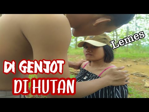 wik-wik-jurig-minta-jatah-di-hutan-jati