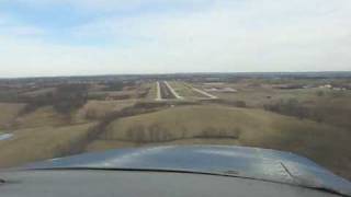 preview picture of video 'Touch & Go at Fleming-Mason Airport'