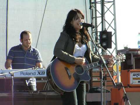 Peha/Katarína Knechtová - Za tebou, pivní festival Olomouc 2008