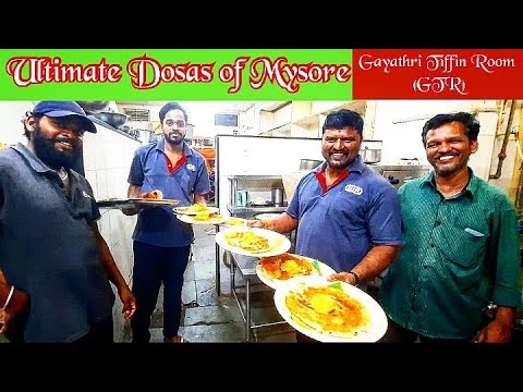 Sala Sri Gayathri Tiffin (GTR) ~ Famoso restaurante do sul da Índia em Mysore ~ ​​Melhor comida na cidade de Mysore