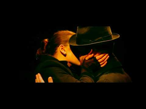 Liūnė Janušytė KOREKTŪROS KLAIDA 2 dalių dokumentinė satyra