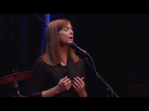 Carrie Newcomer   Sanctuary - From An Evening With Carrie Newcomer