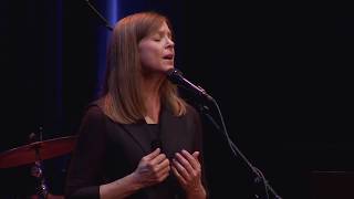 Carrie Newcomer   Sanctuary - From An Evening With Carrie Newcomer