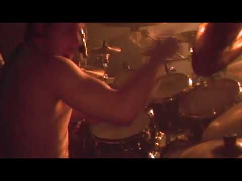 Flo Mounier Extreme Metal Drumming 101 Part 19 (We Bleed live)