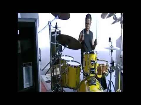 MENINGGALKANMU - JIKUSTIK ( album PERJALANAN PANJANG )