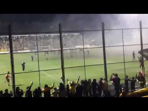 "⚫" Barra: La Banda Monstruo &bull; Club: Almirante Brown