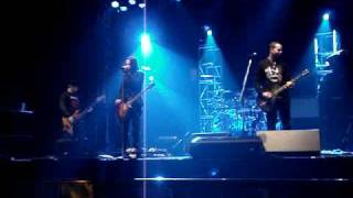 Alter Bridge (Soundcheck) - One By One - Berlin 08