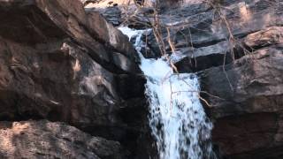 preview picture of video 'Водопад Арвалем (harvalem) Северный Гоа, Индия.'